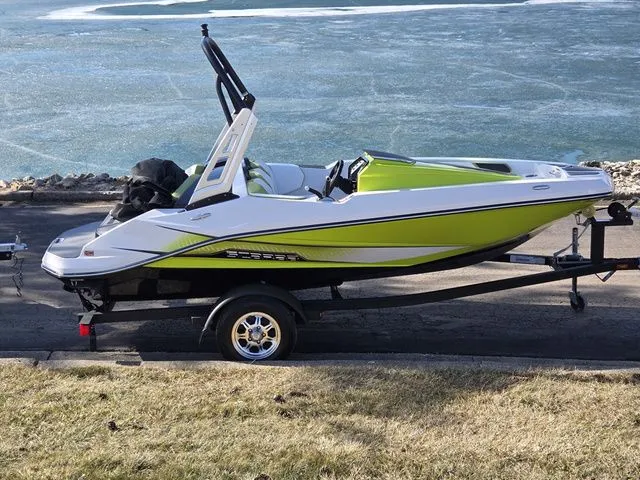 The Image of Scarab 165 H.O. Impulse 2015 - 1
