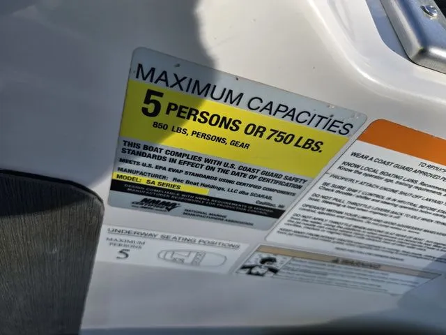 Slide: The Image of Scarab 165 H.O. Impulse 2015 - 12