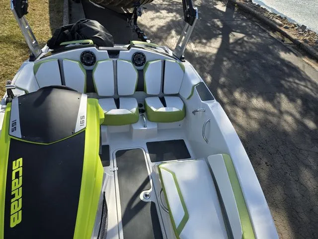 Slide: The Image of Scarab 165 H.O. Impulse 2015 - 16