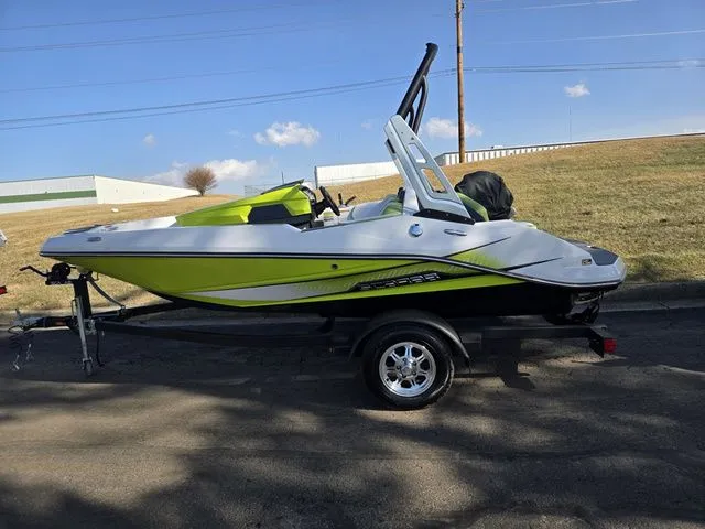 Slide: The Image of Scarab 165 H.O. Impulse 2015 - 4