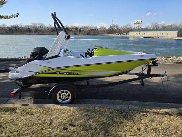 Slide: The Image of Scarab 165 H.O. Impulse 2015 - 9