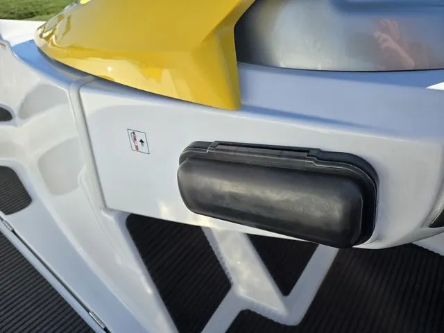 Slide: The Image of Sea-Doo 150 Speedster 155 2008 - 16