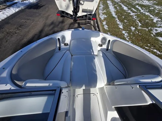 Slide: The Image of Sea-Doo 180 Challenger SE With Tower - High Output Engines 2011 - 19