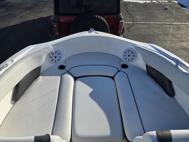 Slide: The Image of Yamaha AR192 2014 - 17