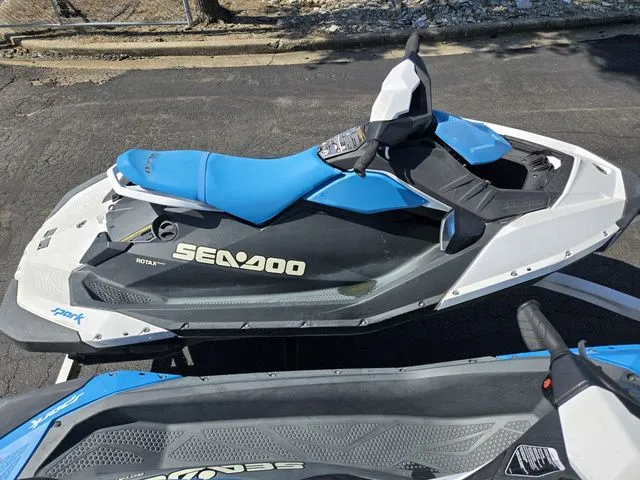 The Image of Sea-Doo Spark 2020 - undefined