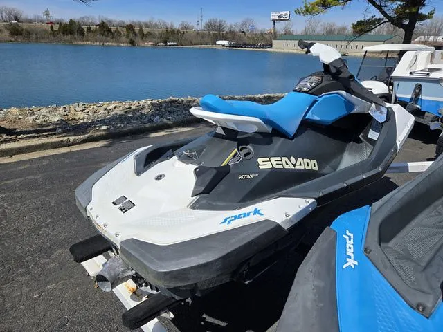 Slide: The Image of Sea-Doo Spark 2020 - 4