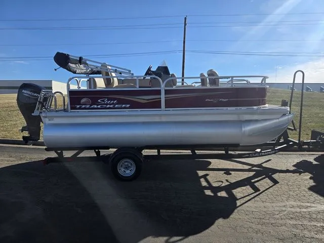 Slide: The Image of Sun Tracker Bass Buggy 16 XL Select 2024 - 5