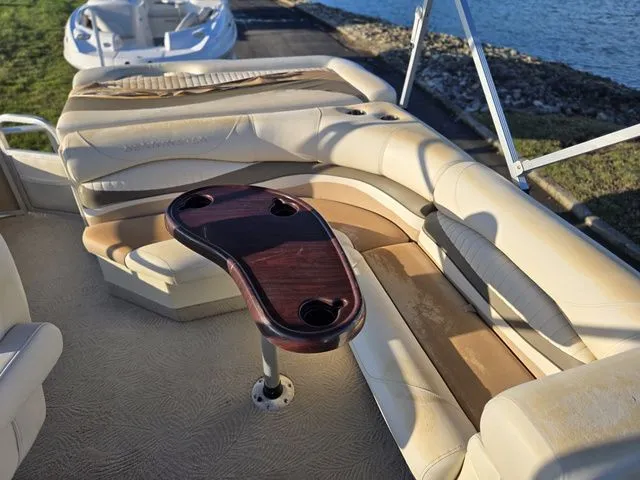 Slide: The Image of Bennington 2275RL 2008 - 17