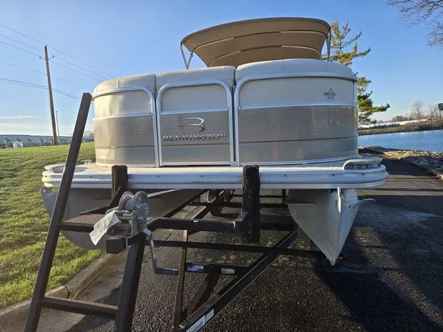 Slide: The Image of Bennington 2275RL 2008 - 7