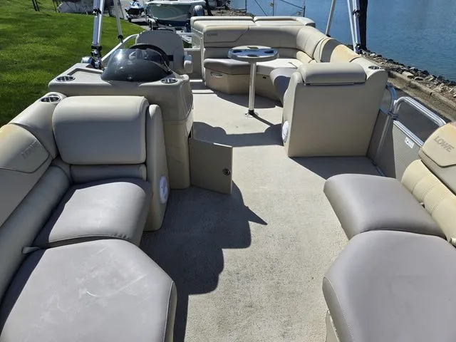 Slide: The Image of Lowe Ss 190 2016 - 11