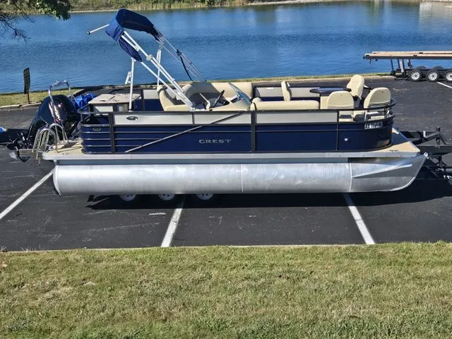 The Image of Crest Crest II Fish 210 C4 2016 - 1