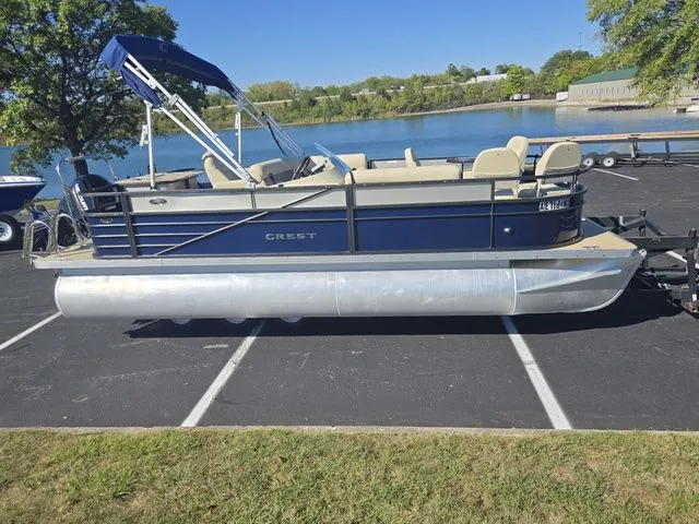 Slide: The Image of Crest Crest II Fish 210 C4 2016 - 10