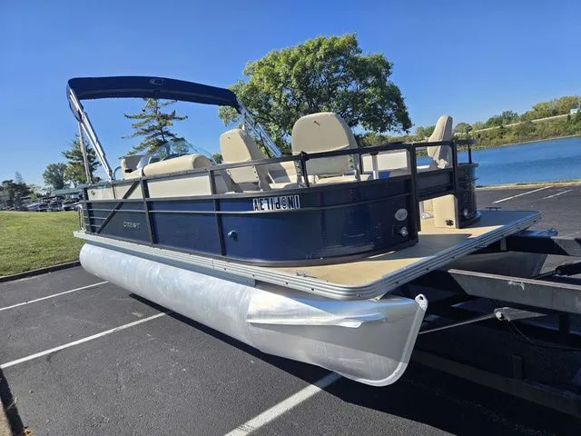 Slide: The Image of Crest Crest II Fish 210 C4 2016 - 9