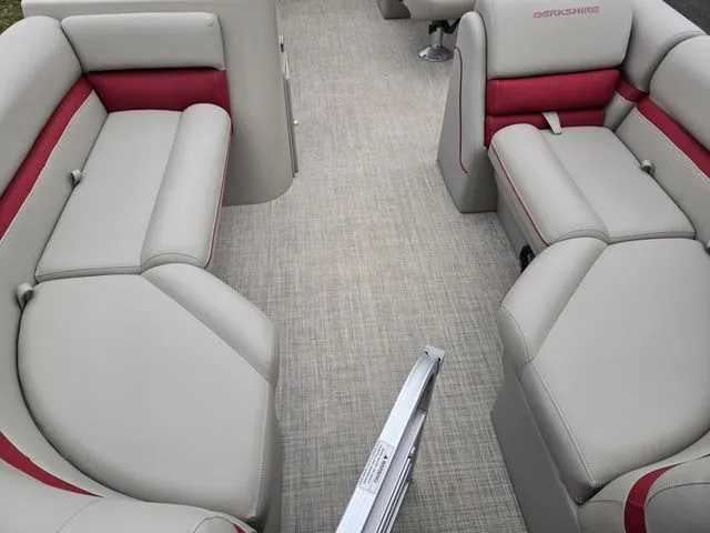 Slide: The Image of Berkshire CTS Series 24RFX 3.0 2020 - 11