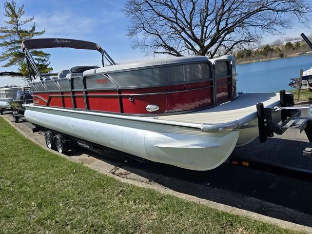 Slide: The Image of Misty Harbor Biscayne Bay 2585CU 2018 - 10