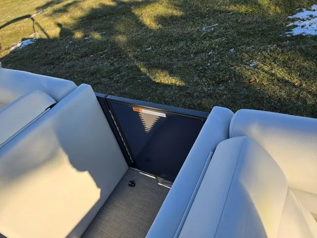 Slide: The Image of Crest Classic LX 220 SLC 2022 - 12