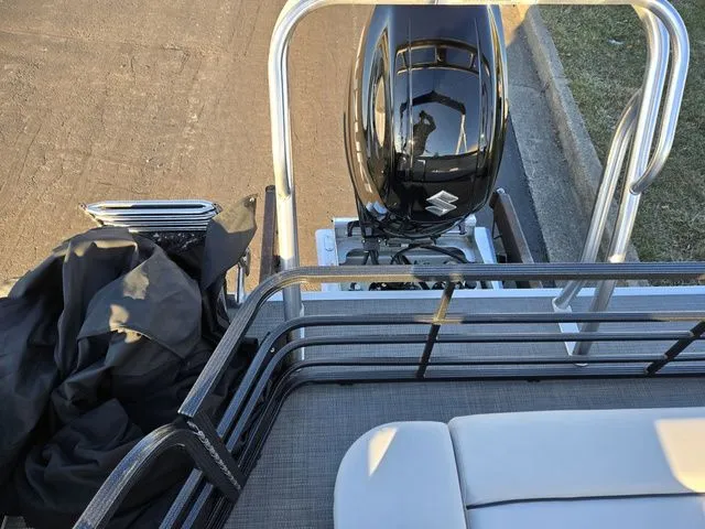 Slide: The Image of Crest Classic LX 220 SLC 2022 - 19