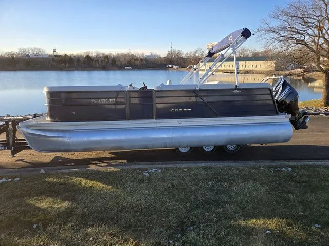 Slide: The Image of Crest Classic LX 220 SLC 2022 - 9