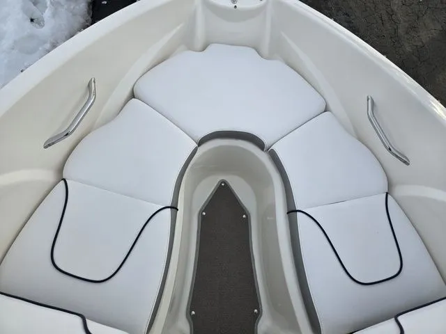 Slide: The Image of Larson LX850 2011 - 17