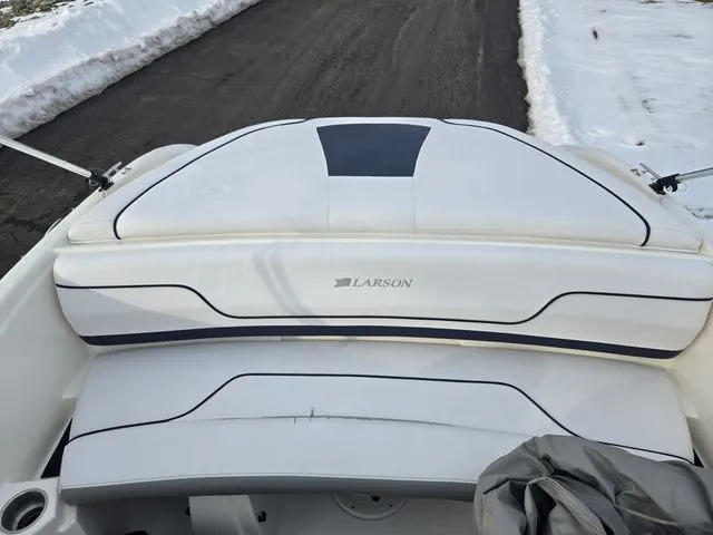 Slide: The Image of Larson LX850 2011 - 21