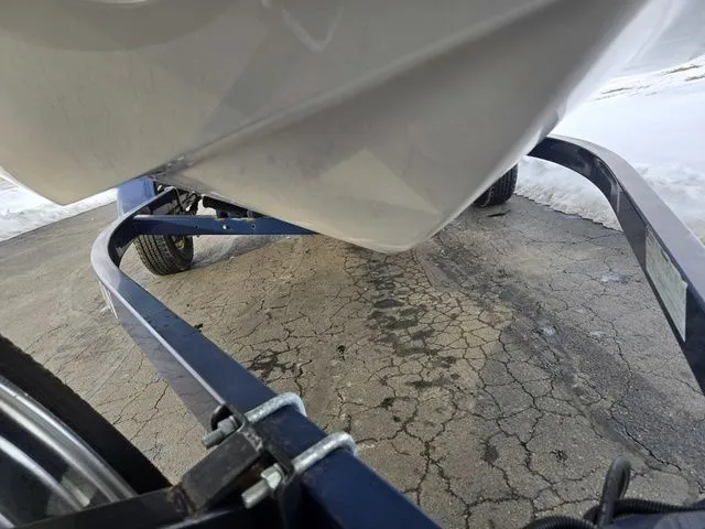 Slide: The Image of Larson LX850 2011 - 8