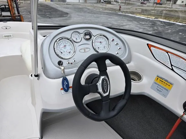 Slide: The Image of Tahoe Q4 SS 2011 - 15