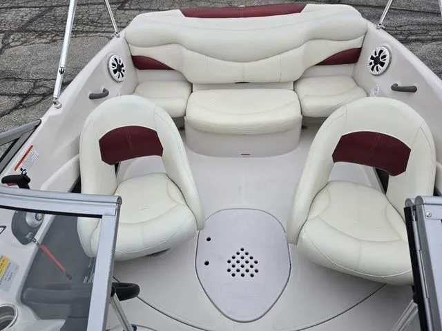 Slide: The Image of Tahoe Q4 SS 2011 - 22