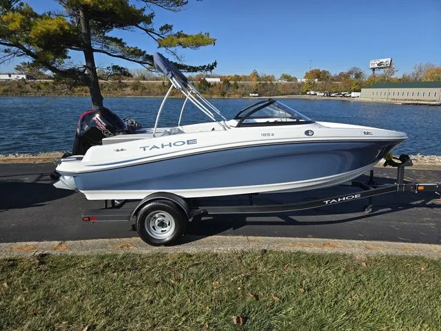 Slide: The Image of Tahoe 185 S 2023 - 10