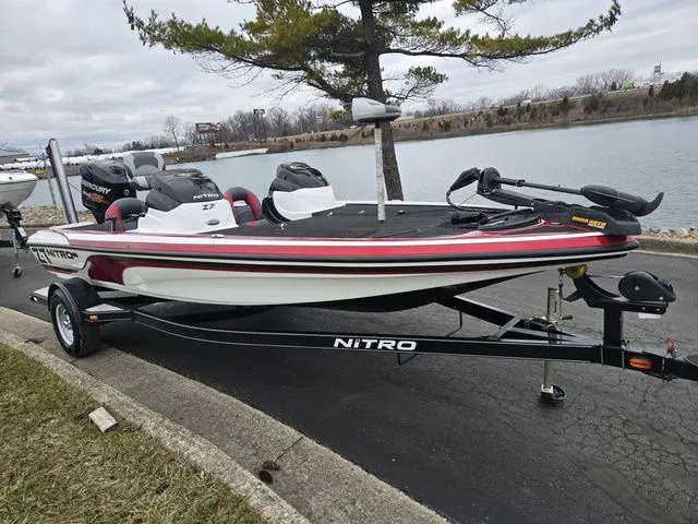 Slide: The Image of Nitro Z-7 Sport 2015 - 9