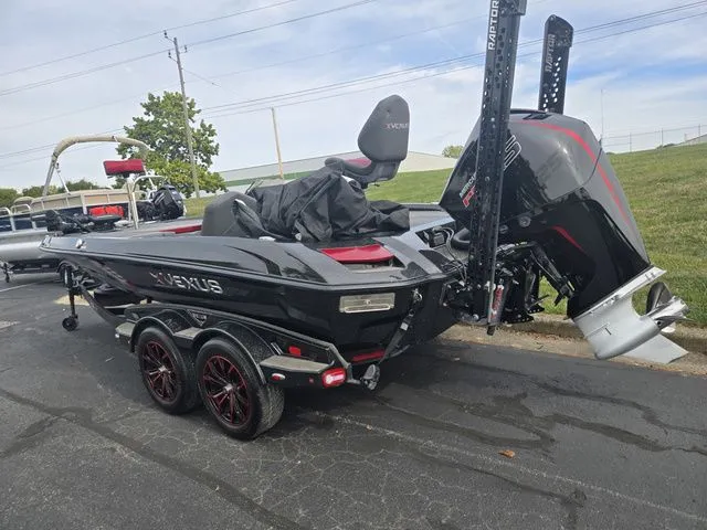 Slide: The Image of Vexus VX20 2022 - 4