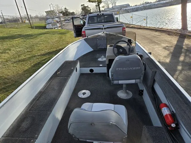 Slide: The Image of Tracker Super 16 Pro 1994 - 15