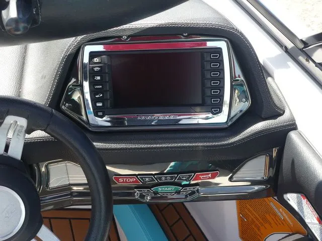 Slide: The Image of Nautique G23 2014 - 18