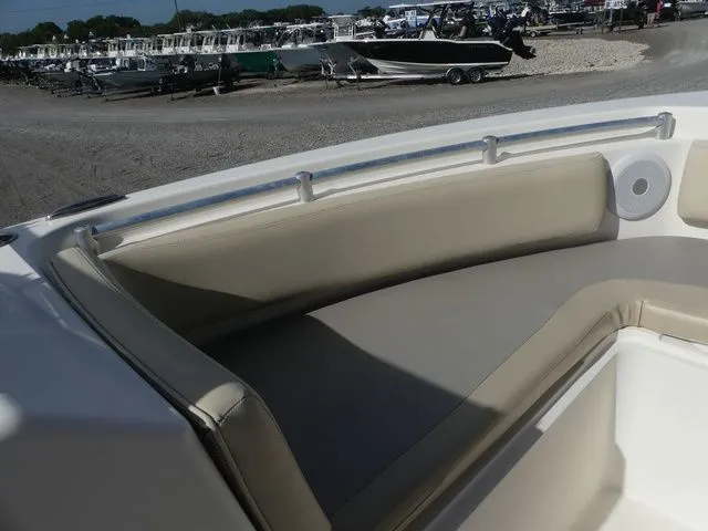 Slide: The Image of Cobia 220 Dual Console 2018 - 17