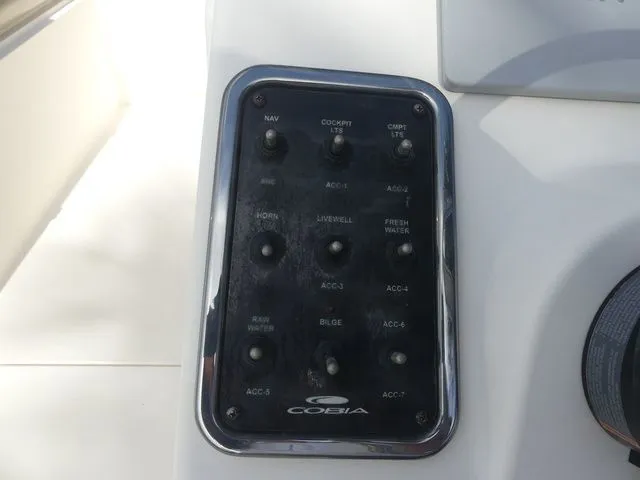 Slide: The Image of Cobia 220 Dual Console 2018 - 22