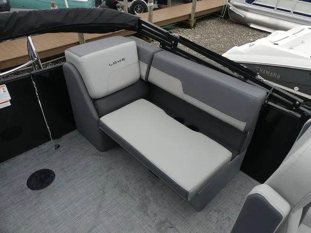 Slide: The Image of Lowe LS 210 WT 2026 - 17