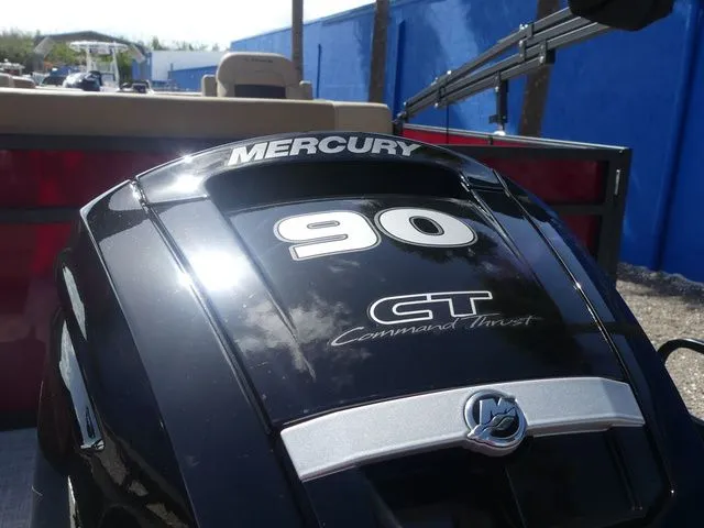 Slide: The Image of Lowe LS 190 2026 - 10