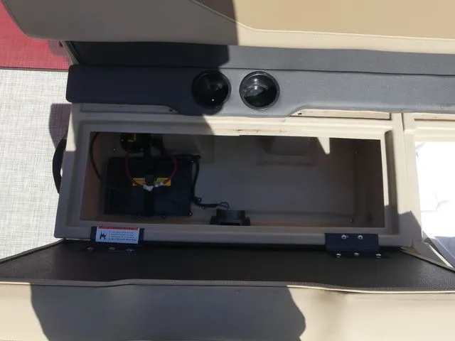 Slide: The Image of Lowe LS 190 2026 - 18