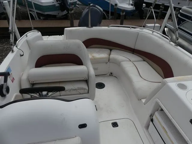 Slide: The Image of Hurricane GS202 2004 - 12