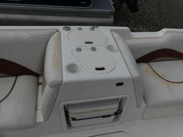 Slide: The Image of Hurricane GS202 2004 - 14