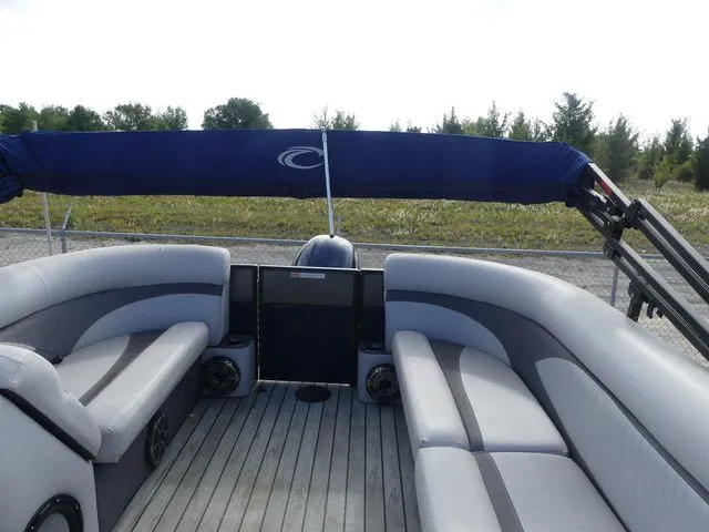 Slide: The Image of Crest II 230 SLE 2018 - 16