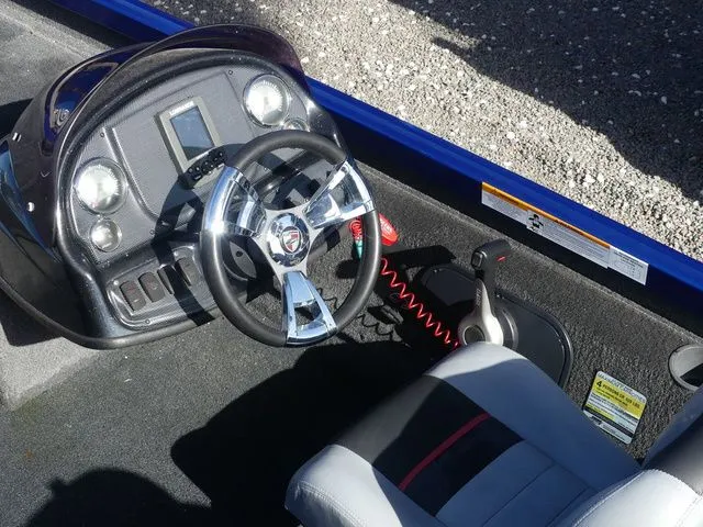 Slide: The Image of Triton 18 C TX 2018 - 16