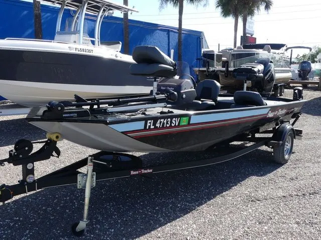 The Image of Tracker Bass Tracker Classic XL 2021 - 1