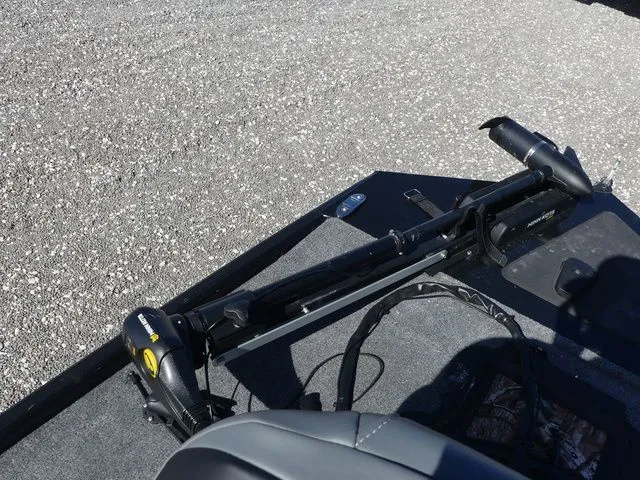 Slide: The Image of Tracker Bass Tracker Classic XL 2021 - 13