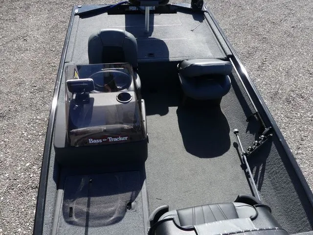 Slide: The Image of Tracker Bass Tracker Classic XL 2021 - 15