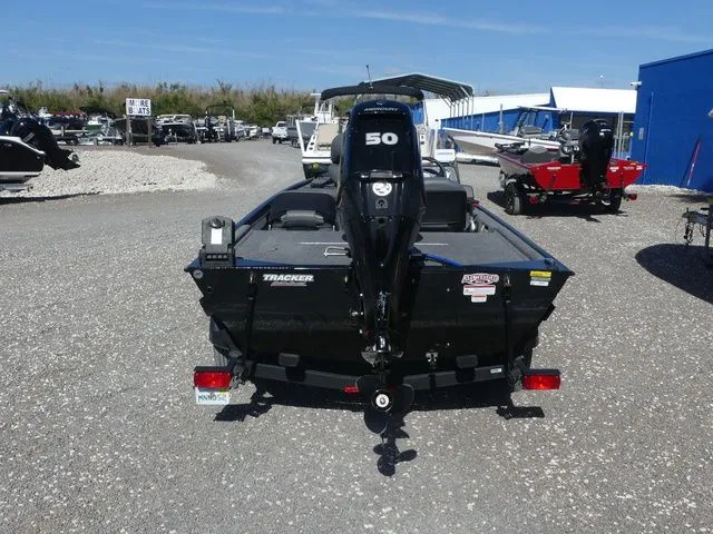 Slide: The Image of Tracker Bass Tracker Classic XL 2021 - 5