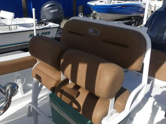 Slide: The Image of Sea Hunt Ultra 219 2025 - 18