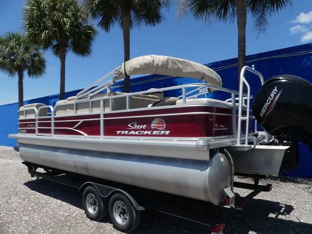 Slide: The Image of Sun Tracker Fishin' Barge 24 DLX 2019 - 5