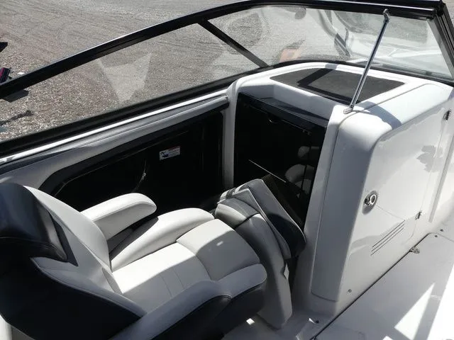 Slide: The Image of Yamaha 242 Limited S 2017 - 12