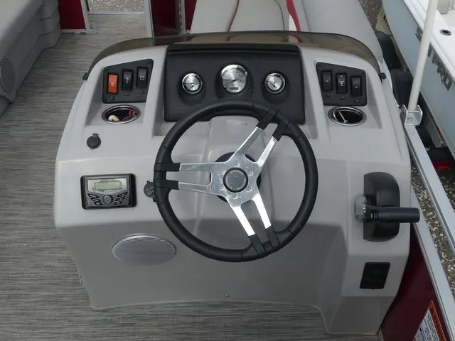 Slide: The Image of Bennington 188 SL 2021 - 13