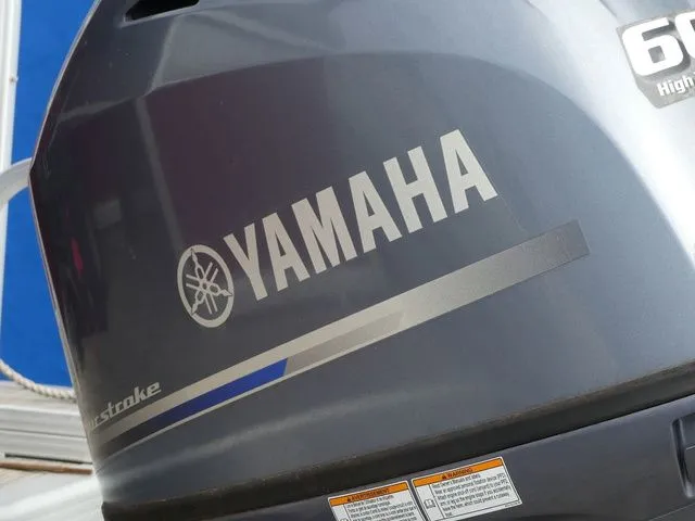 Slide: The Image of Bennington 188 SL 2021 - 8